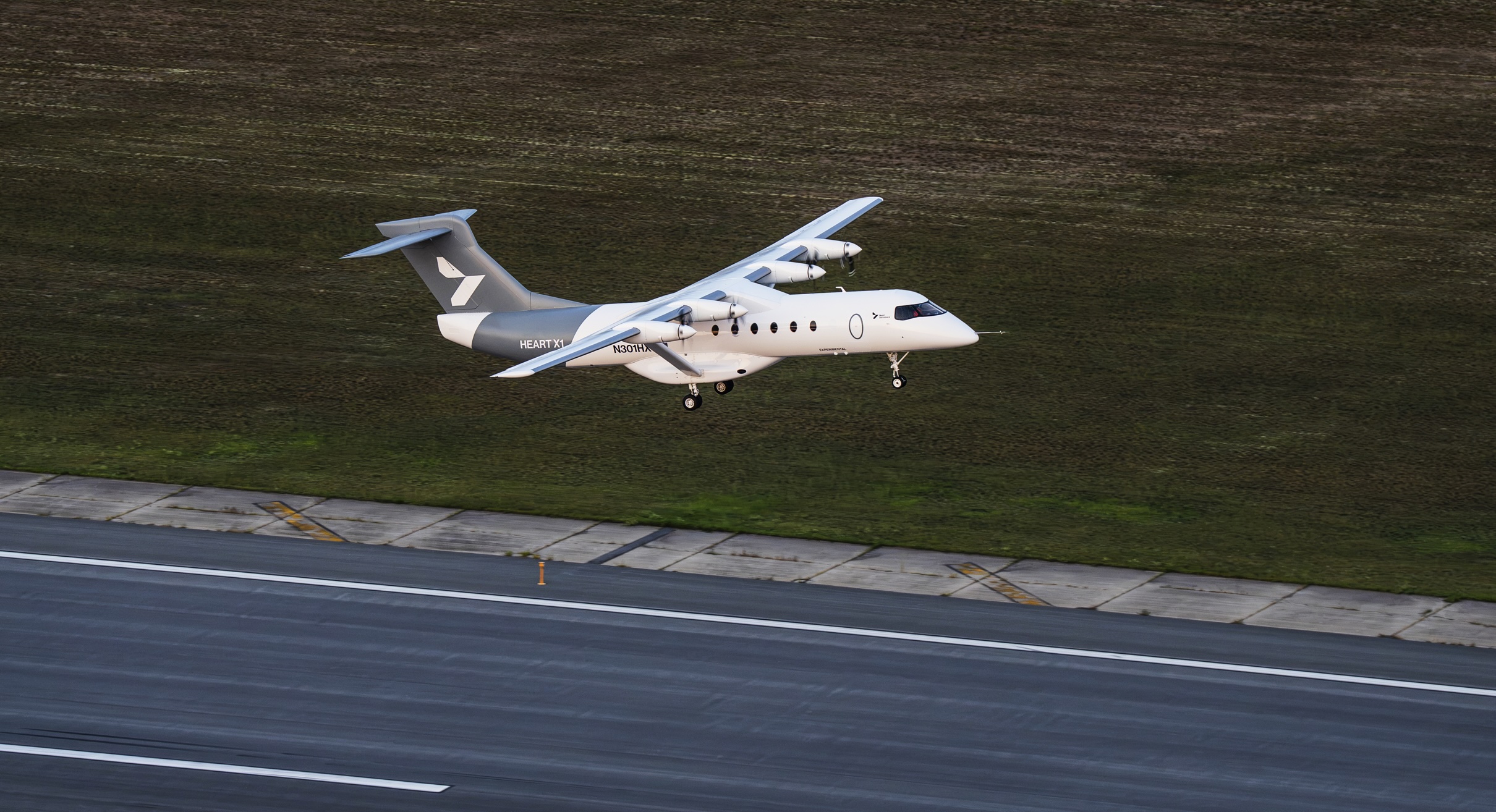 Heart Aerospace X1 first flight